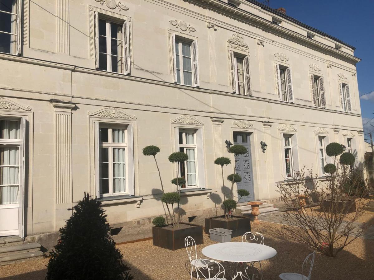 Отель Aux Marquises Сомюр Экстерьер фото